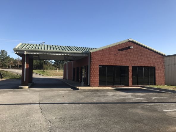 1956 Florence Blvd, Florence, AL 35630